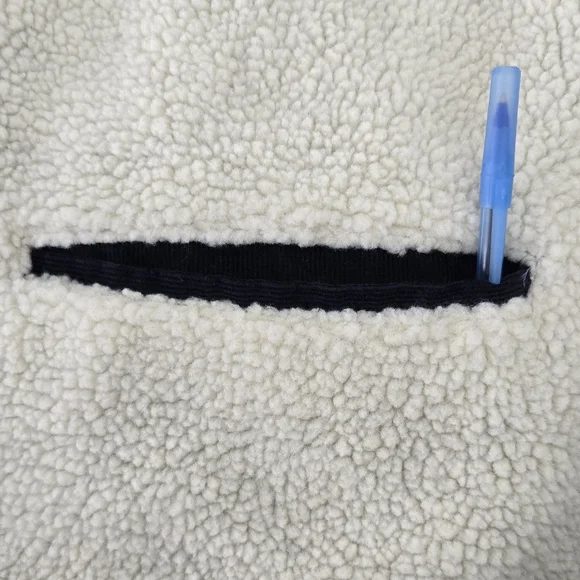 Levi's Men's Dark Blue Corduroy Jacket with White Sherpa Collar - Picture 5 of 8